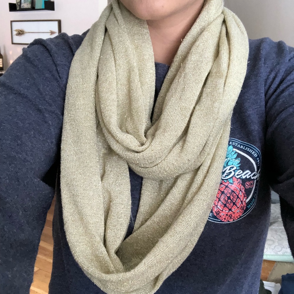 Infinity Scarves - Picture 3 of 7